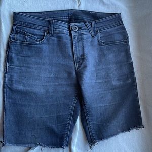 Jean shorts cut off